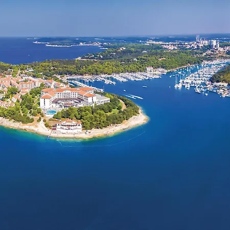 Nice Stacaravan In Pula With House Sea View 2* Pula