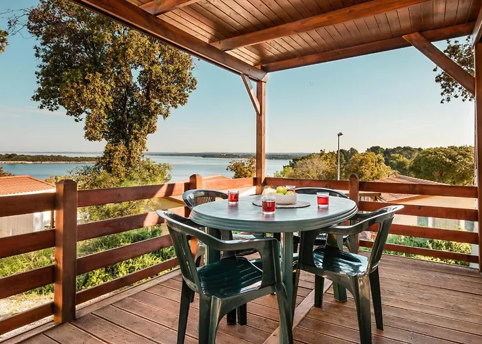 Stunning Stacaravan In With Wifi