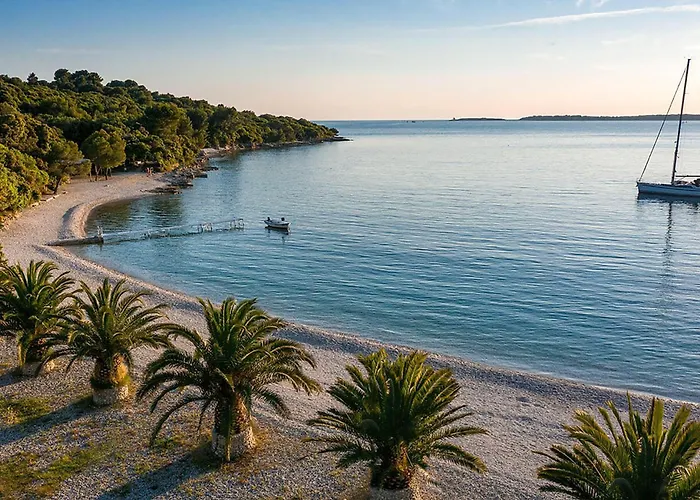 Stunning Stacaravan In With Wifi Campingplads Pula