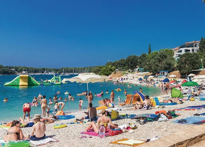 Stunning Stacaravan In With Wifi Κάμπινγκ